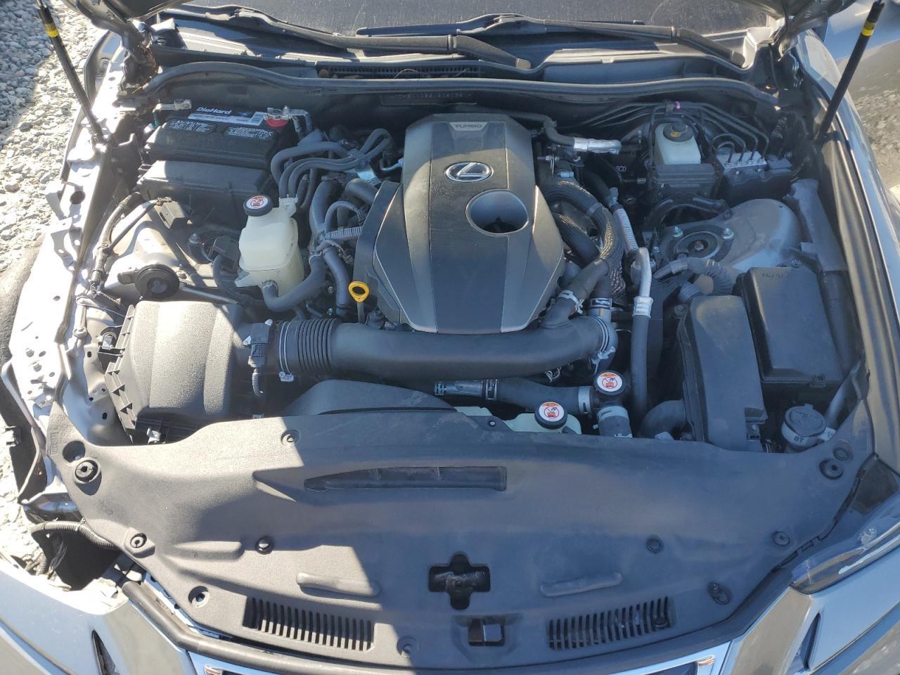 2018 LEXUS IS 300