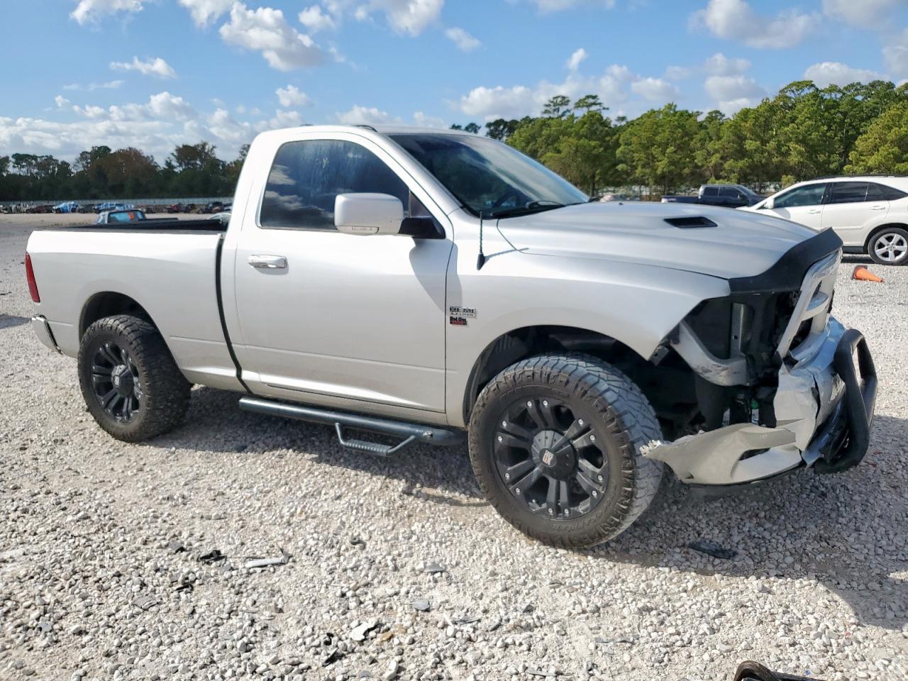 2011 DODGE RAM 1500