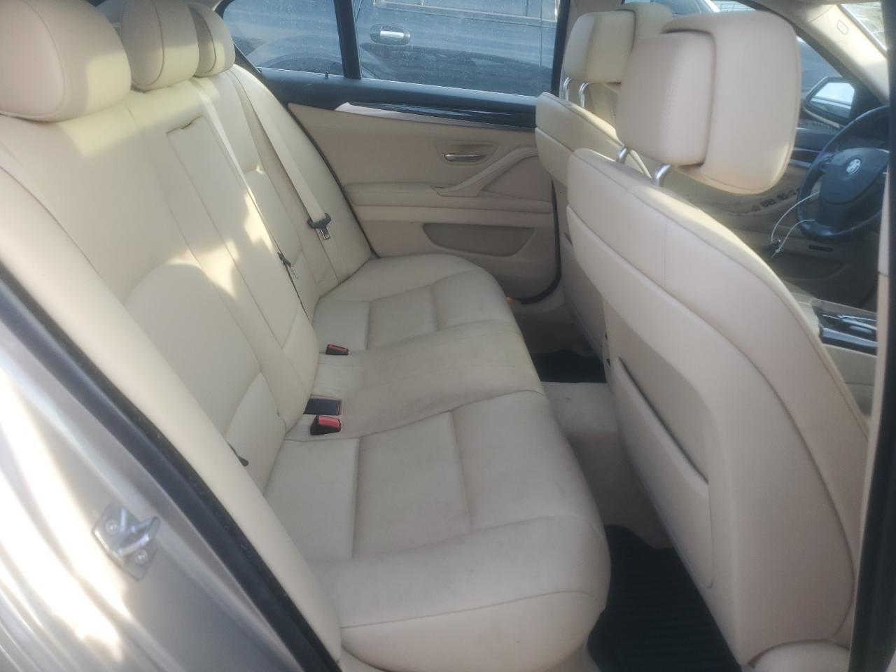 2011 BMW 5 series