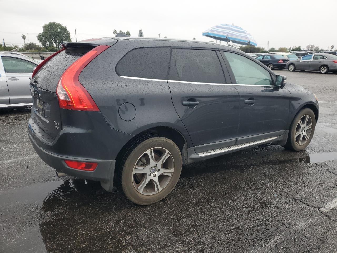 2012 VOLVO XC60