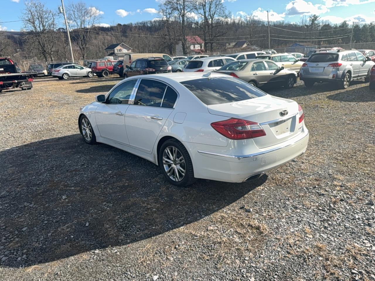 2012 HYUNDAI GENESIS