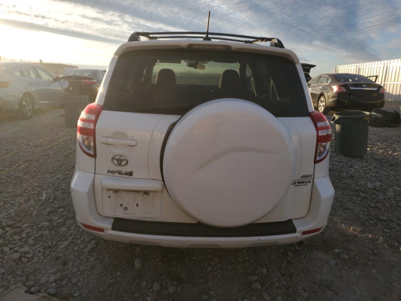 2011 TOYOTA RAV4
