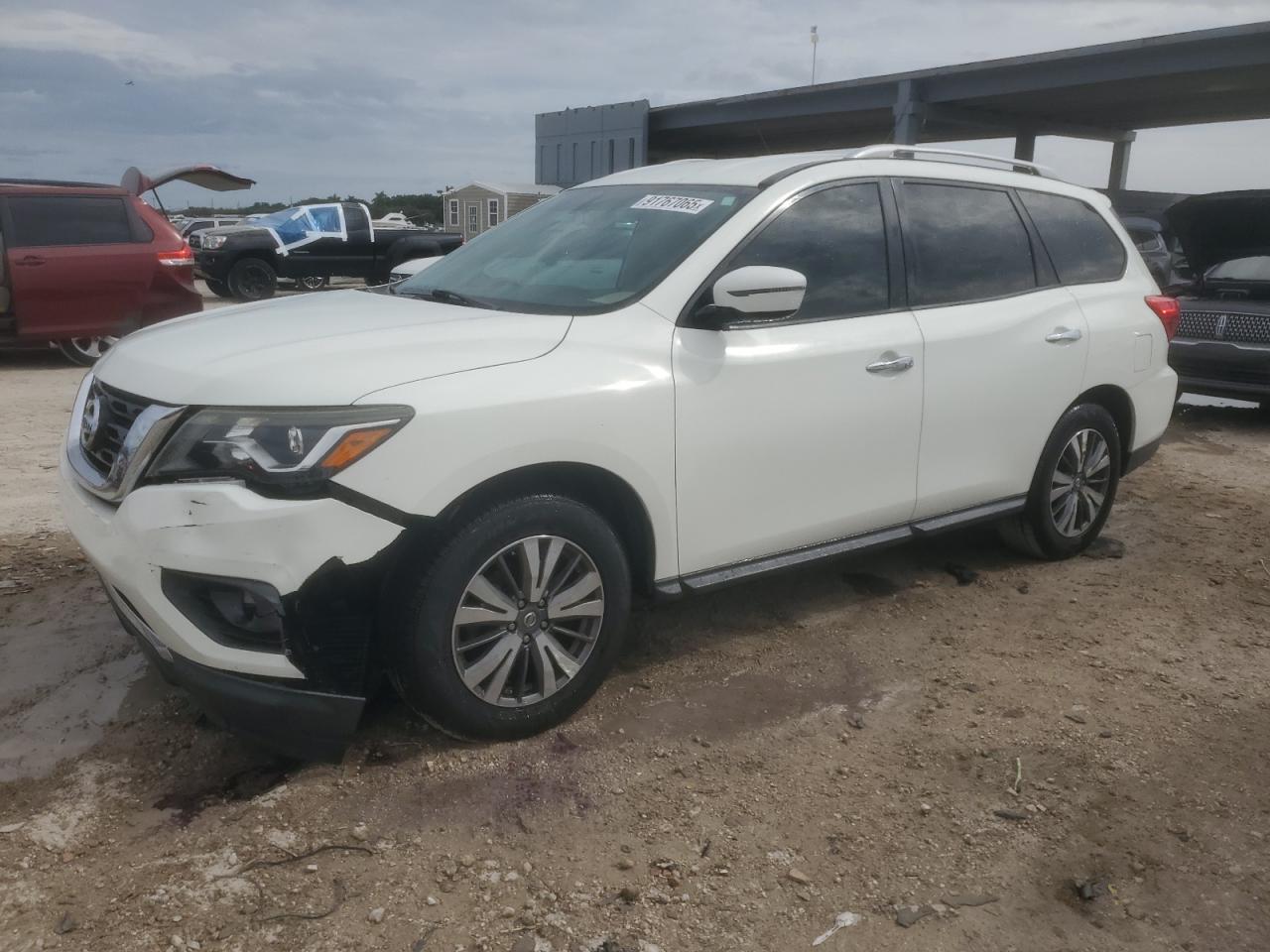 2017 NISSAN PATHFINDER