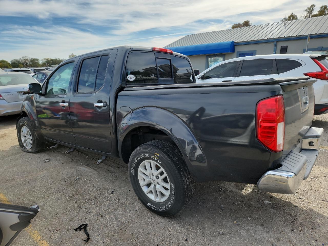 2015 NISSAN Frontier