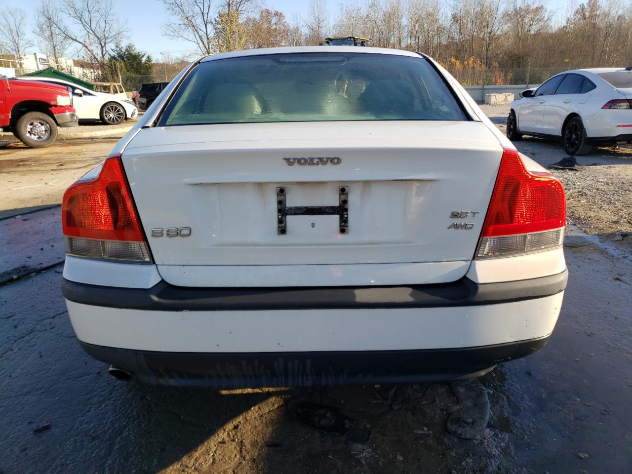 2004 VOLVO S60