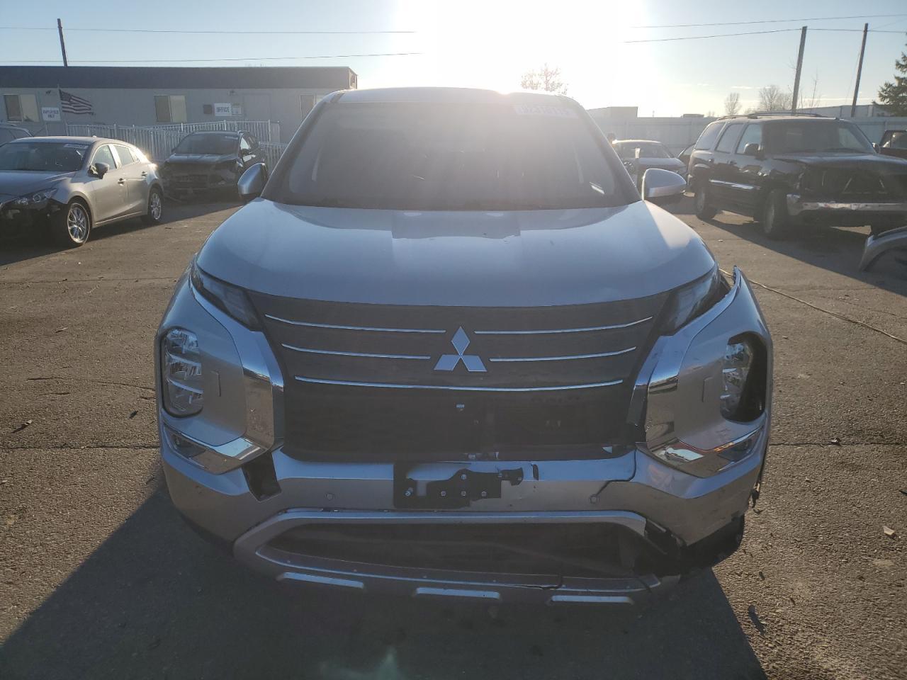 2022 MITSUBISHI outlander