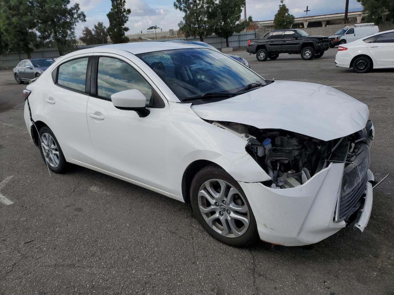 2018 TOYOTA YARIS