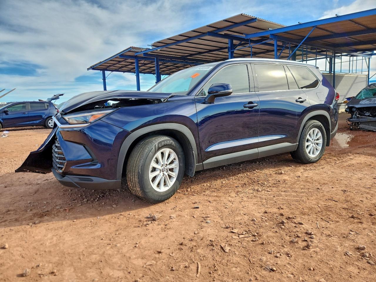 2024 TOYOTA HIGHLANDER