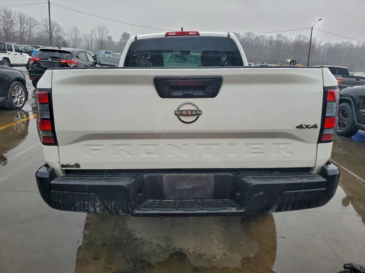 2024 NISSAN Frontier