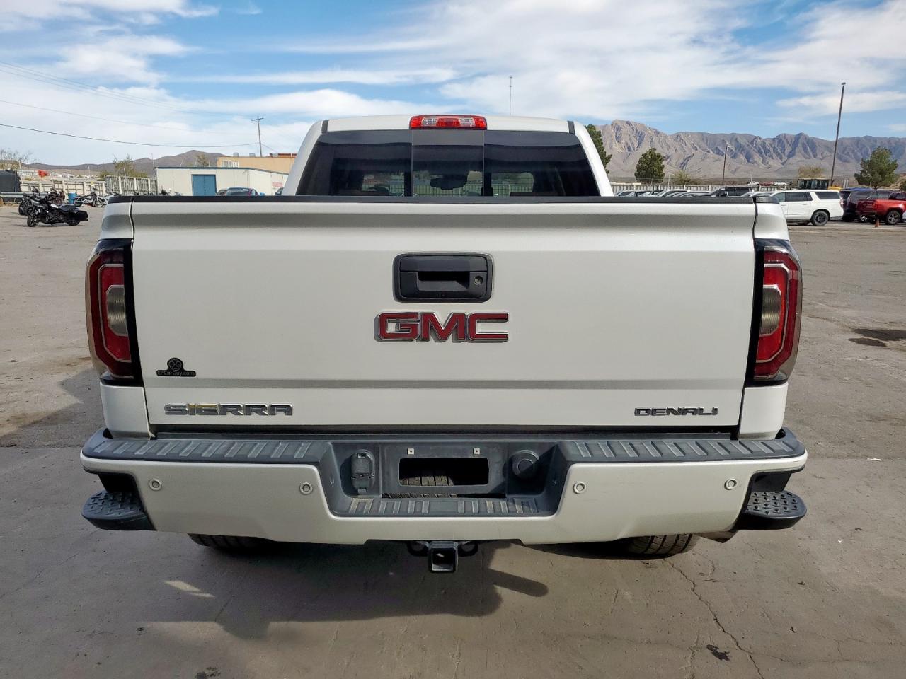 2018 GMC Sierra