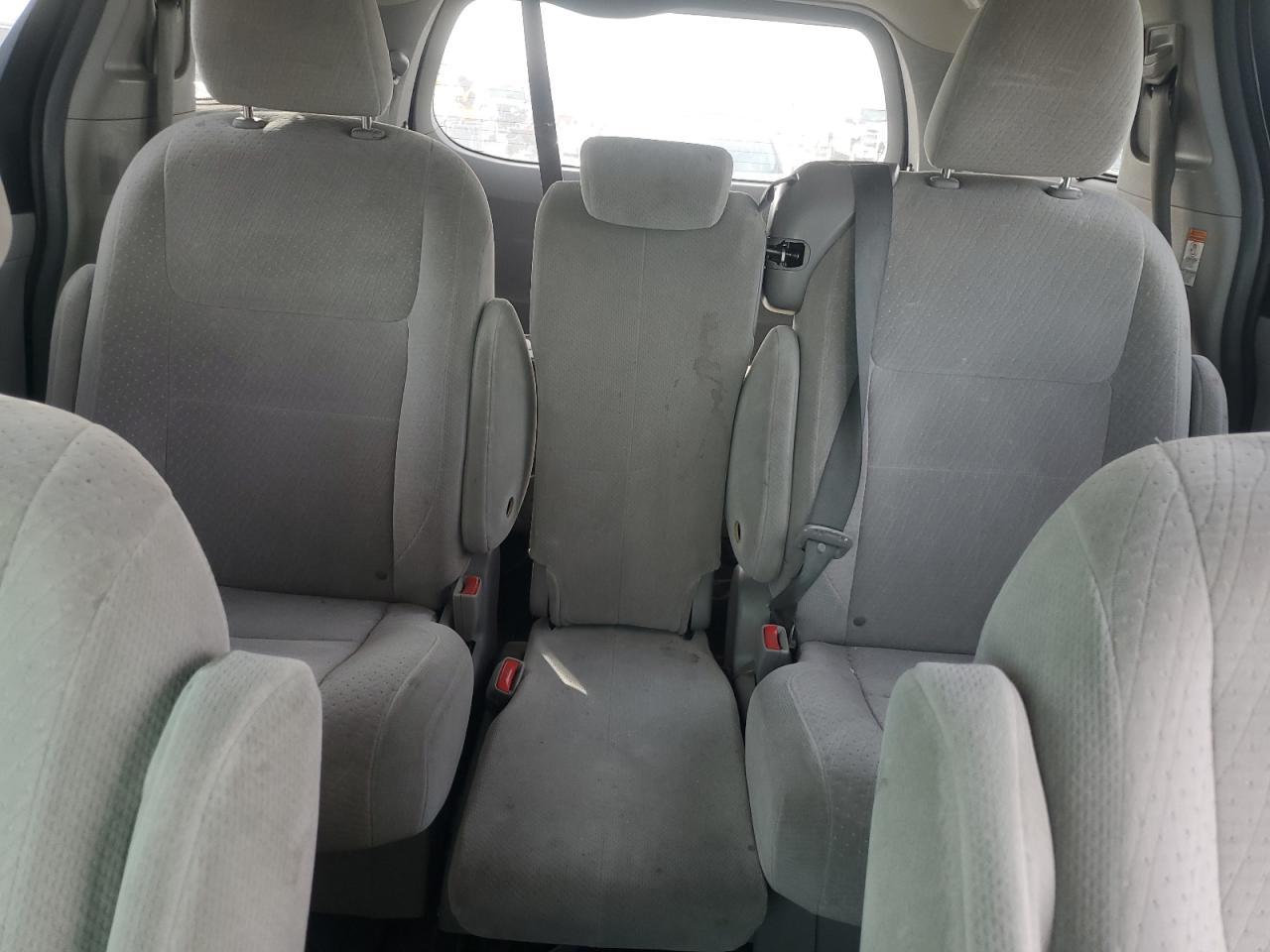 2015 TOYOTA SIENNA