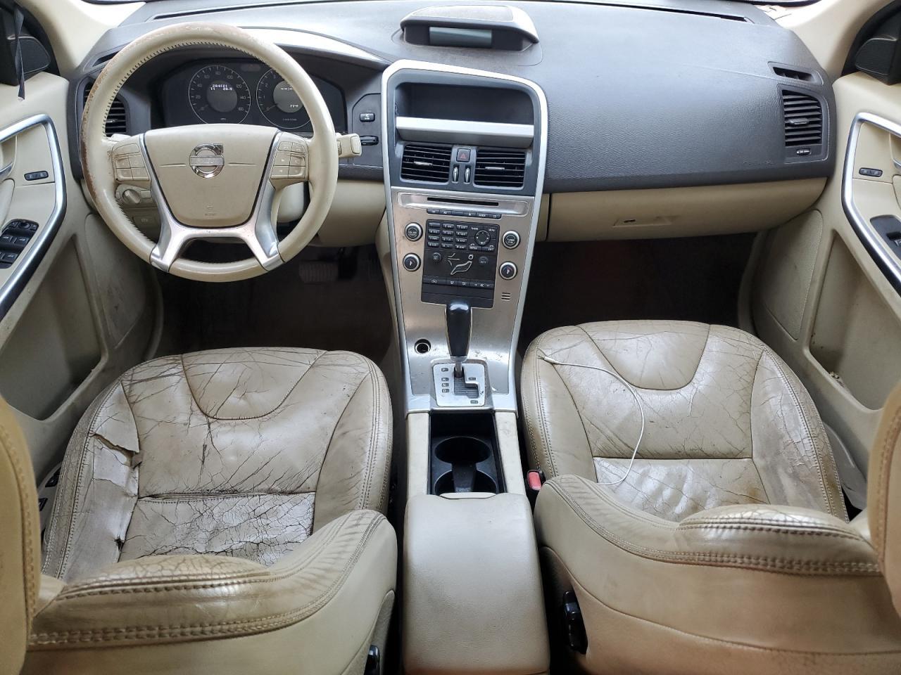 2011 VOLVO XC60