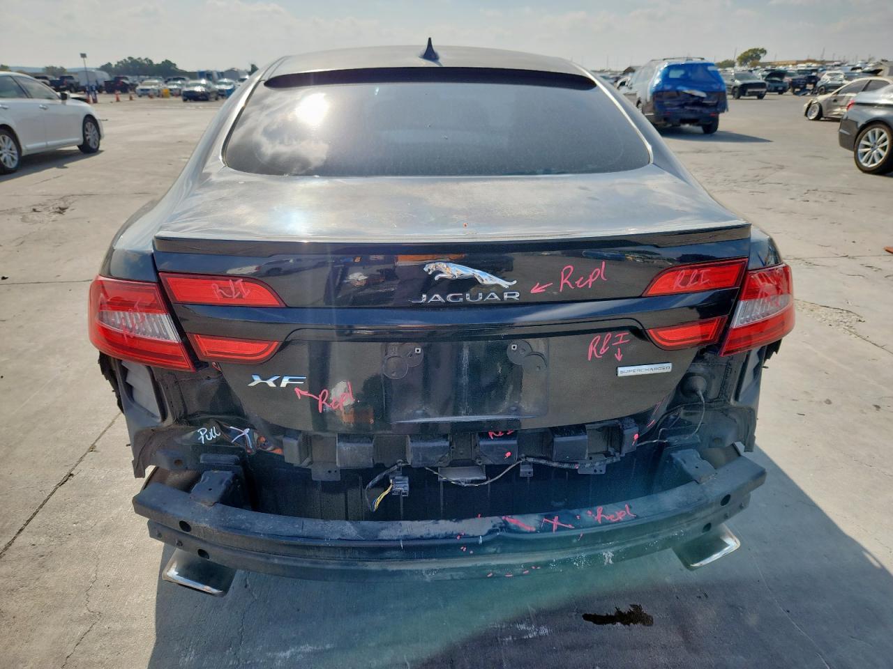 2014 JAGUAR XF