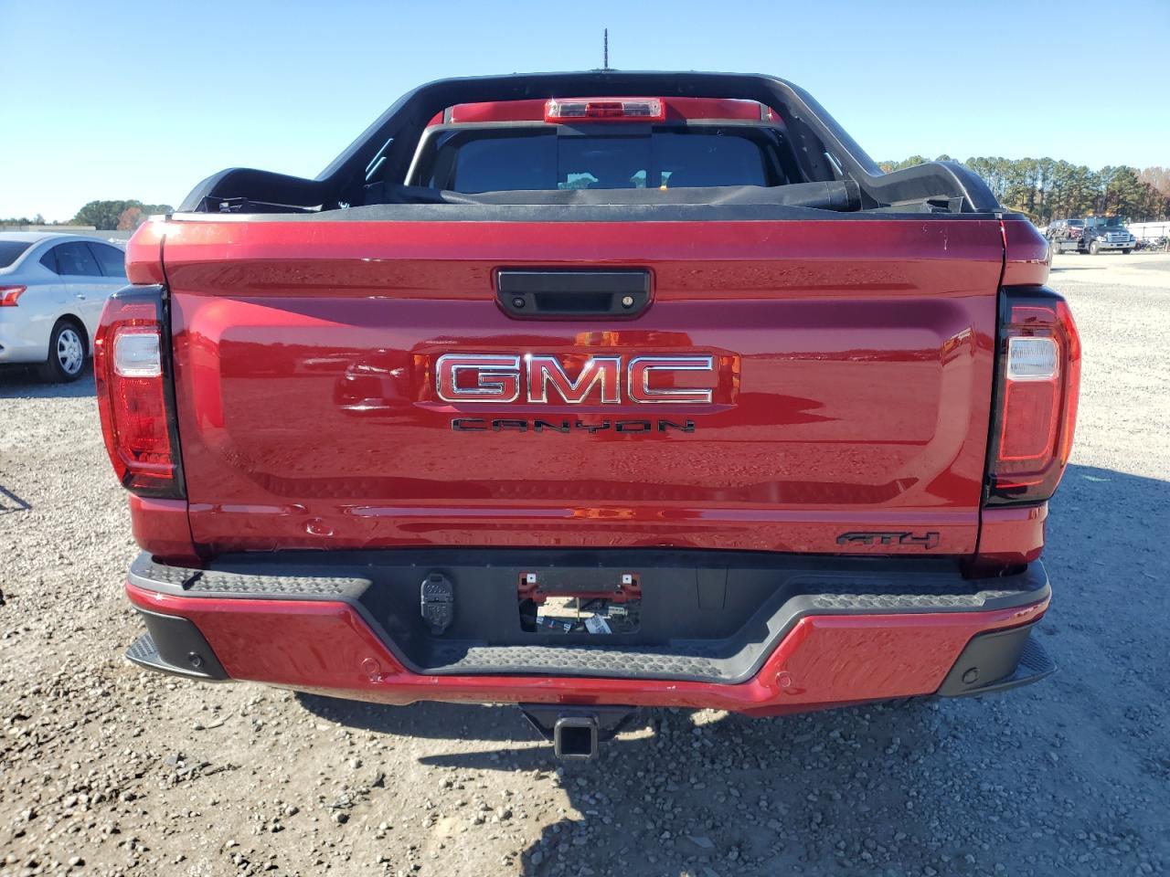 2025 GMC CANYON