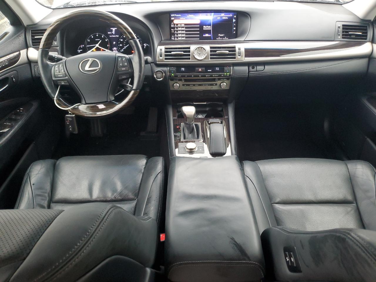 2017 LEXUS LS 460