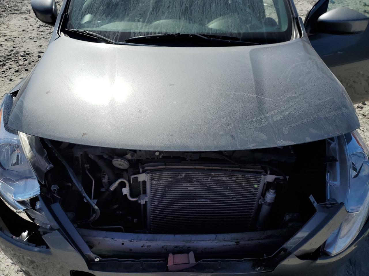 2017 NISSAN VERSA