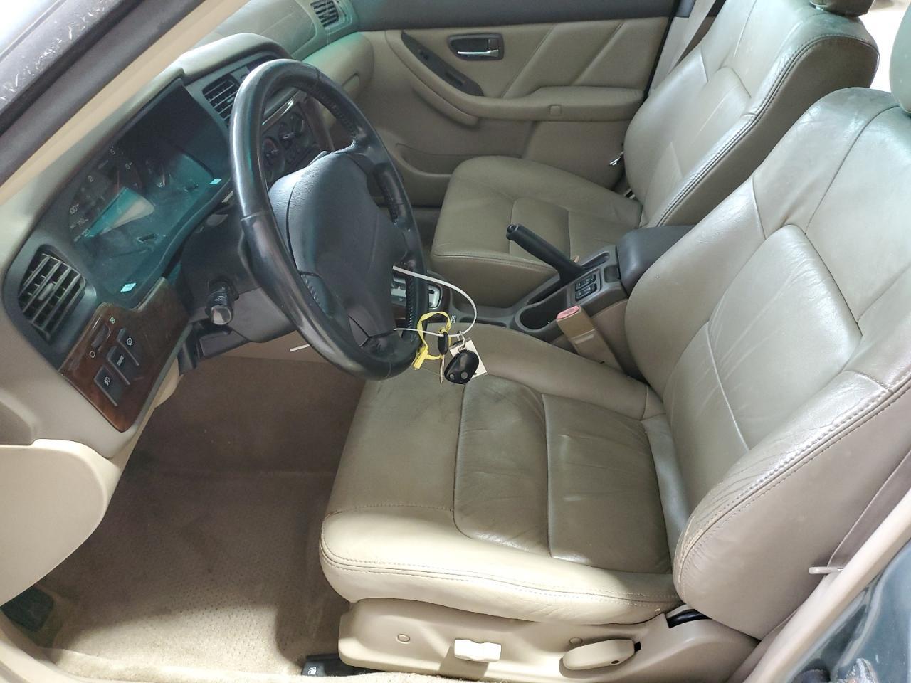 2001 SUBARU Legacy