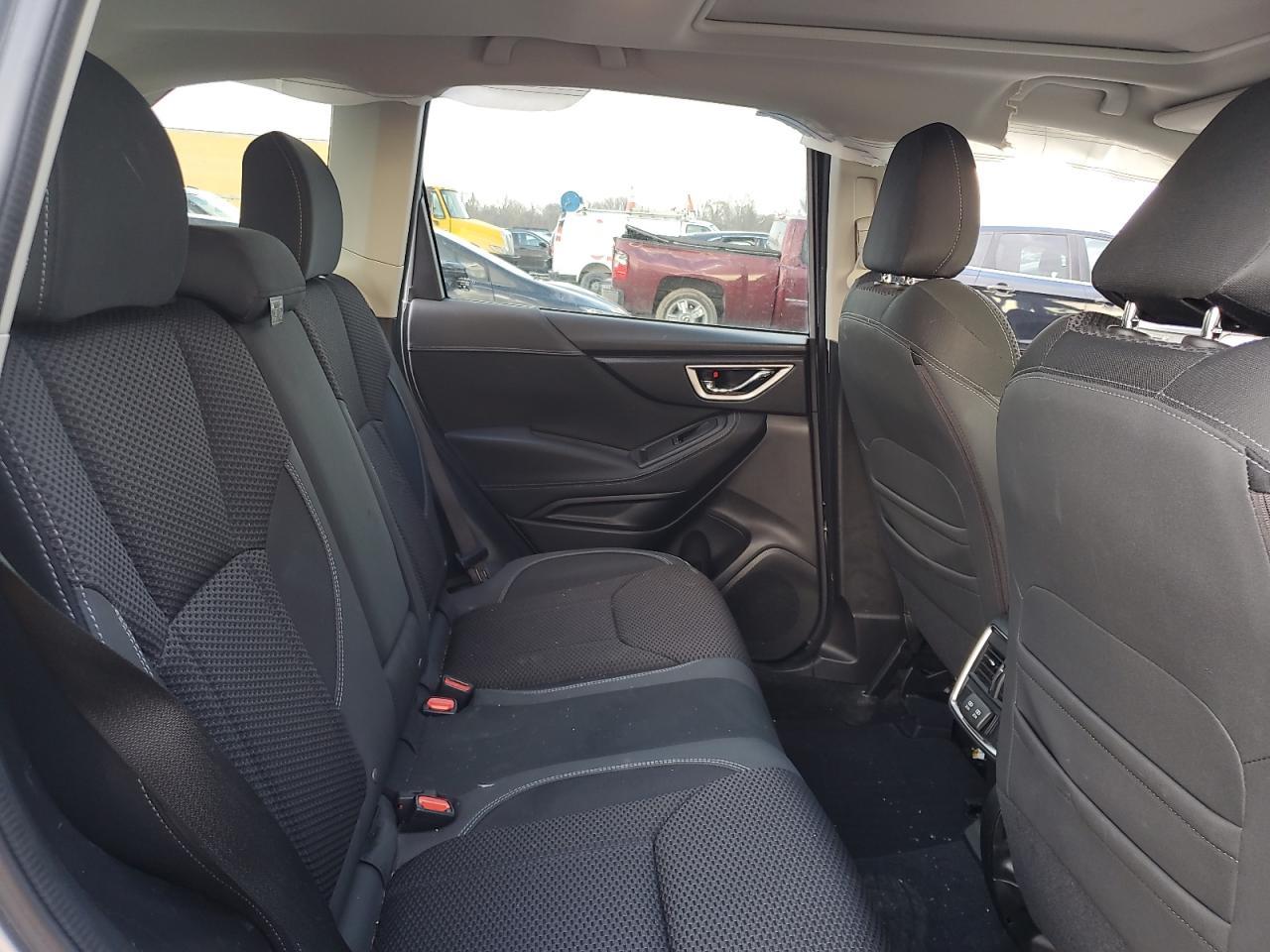 2021 SUBARU FORESTER