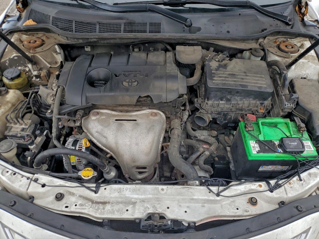 2010 TOYOTA CAMRY
