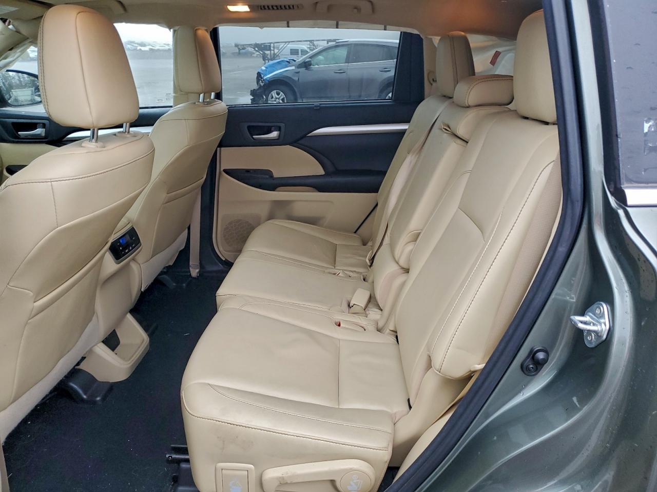 2017 TOYOTA HIGHLANDER