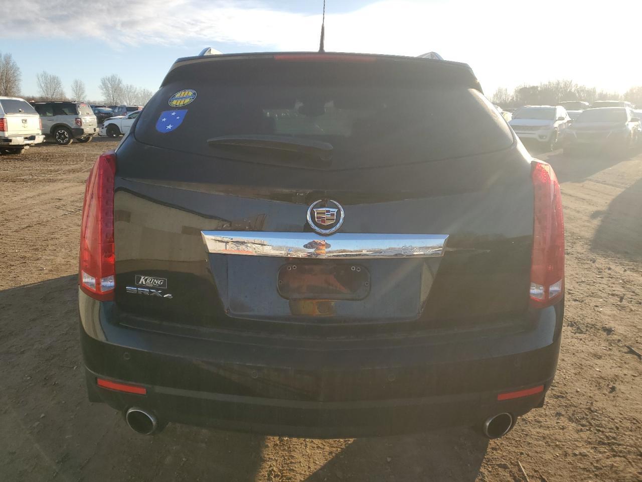 2010 CADILLAC SRX