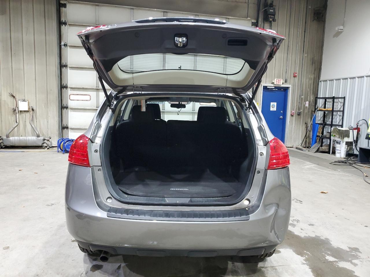 2014 NISSAN ROGUE