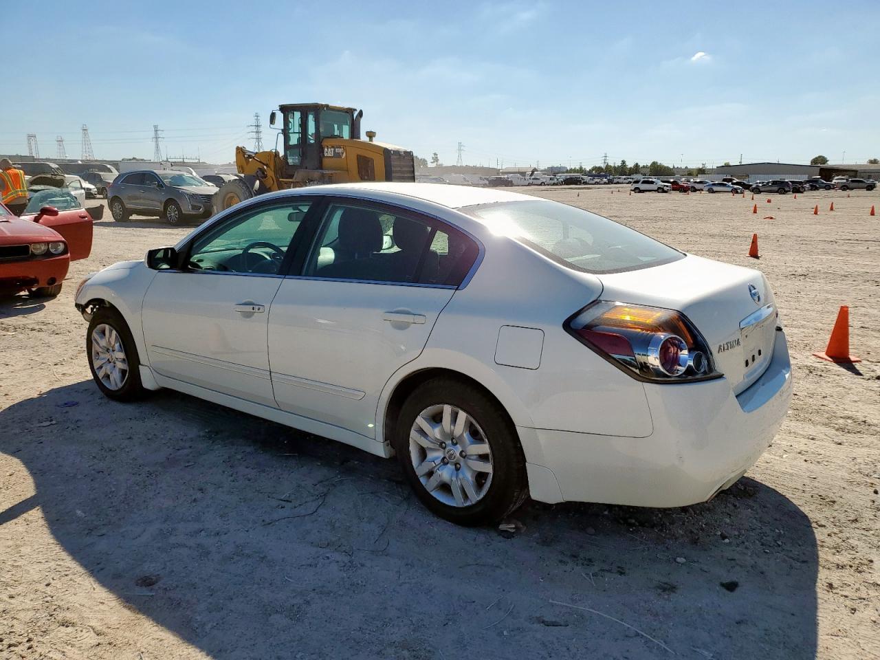 2010 NISSAN ALTIMA