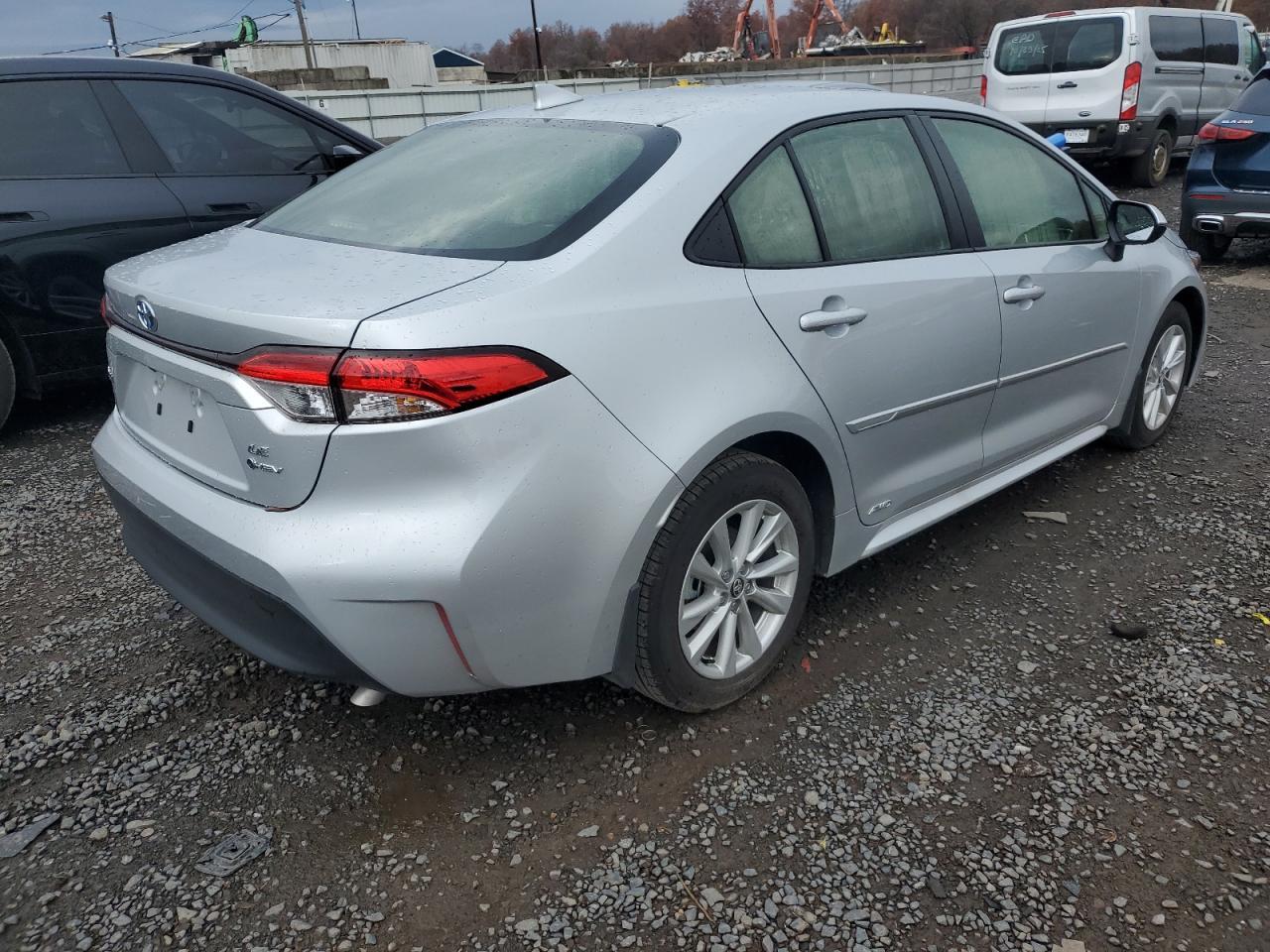 2025 TOYOTA COROLLA