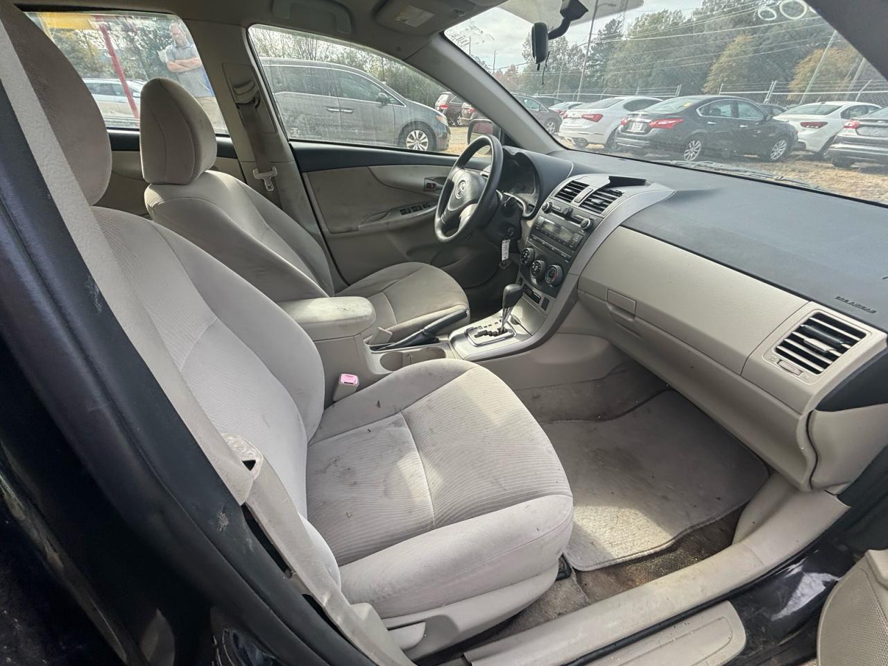 2011 TOYOTA COROLLA