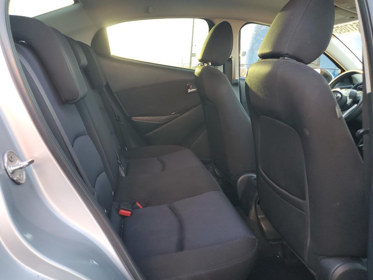 2017 TOYOTA YARIS