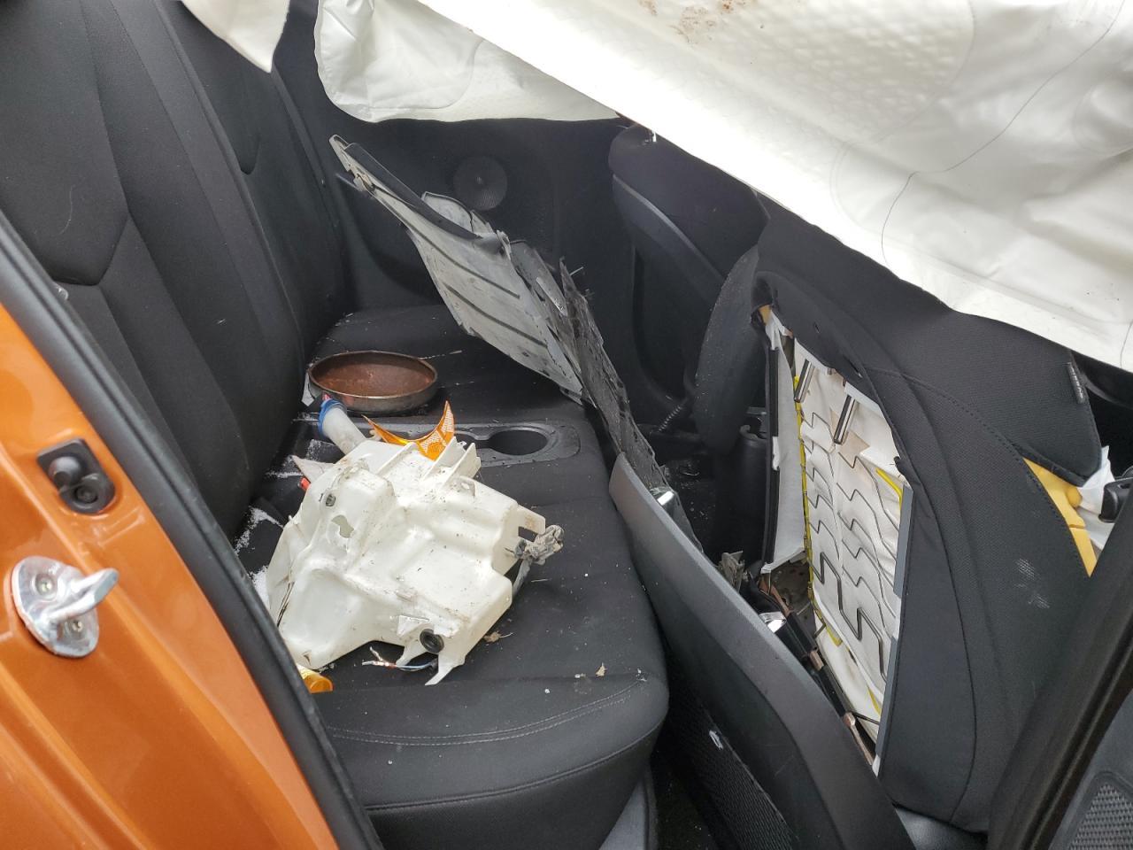 2016 HYUNDAI VELOSTER