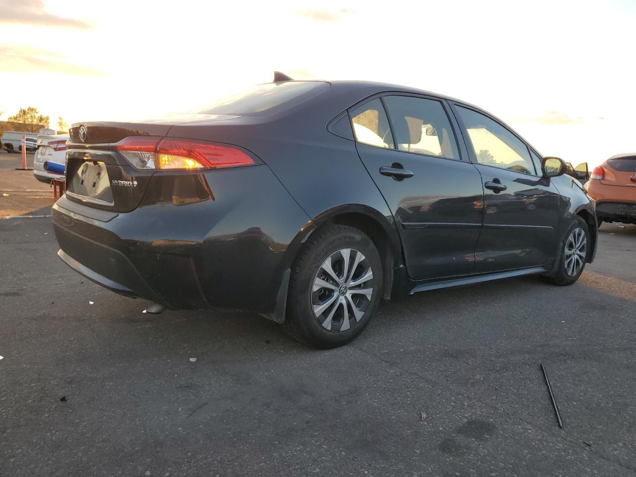 2022 TOYOTA COROLLA