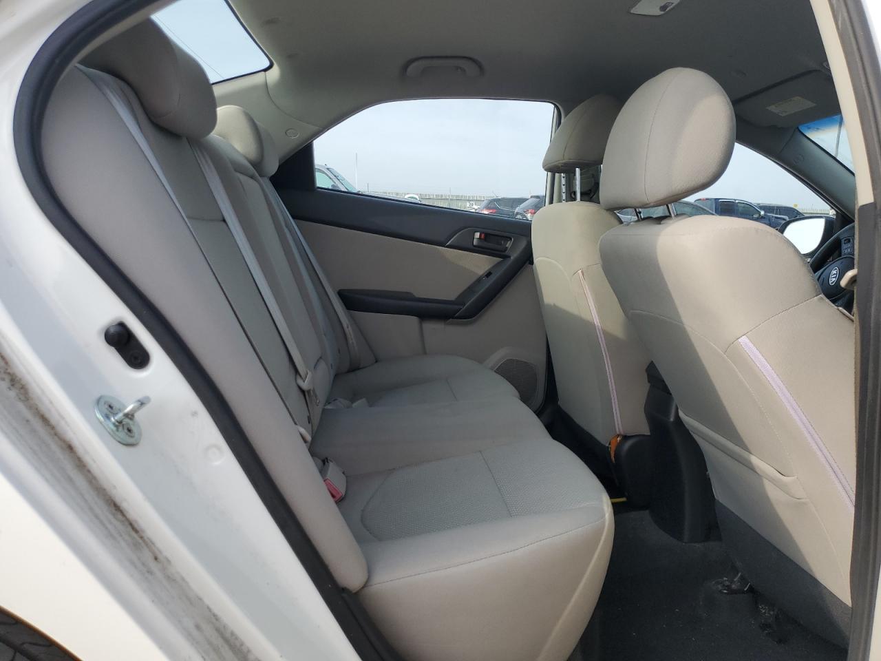 2010 KIA FORTE