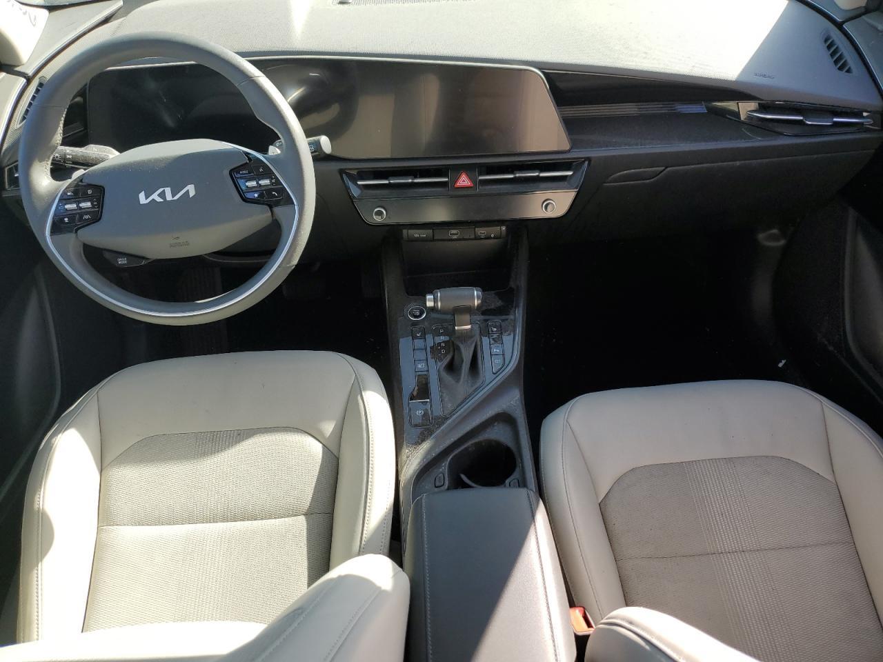 2023 KIA Niro