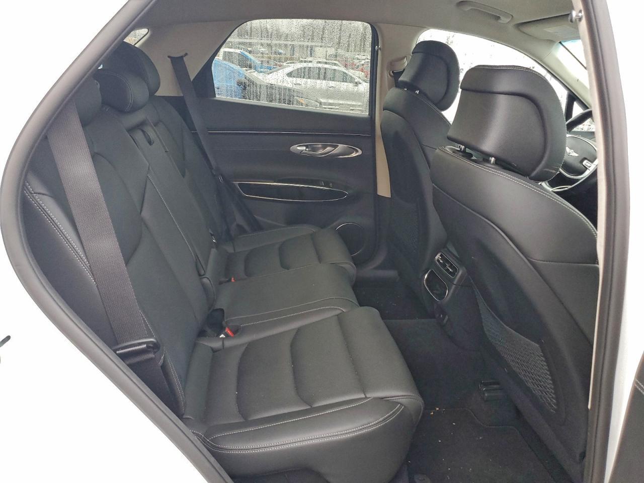 2022 GENESIS GV70