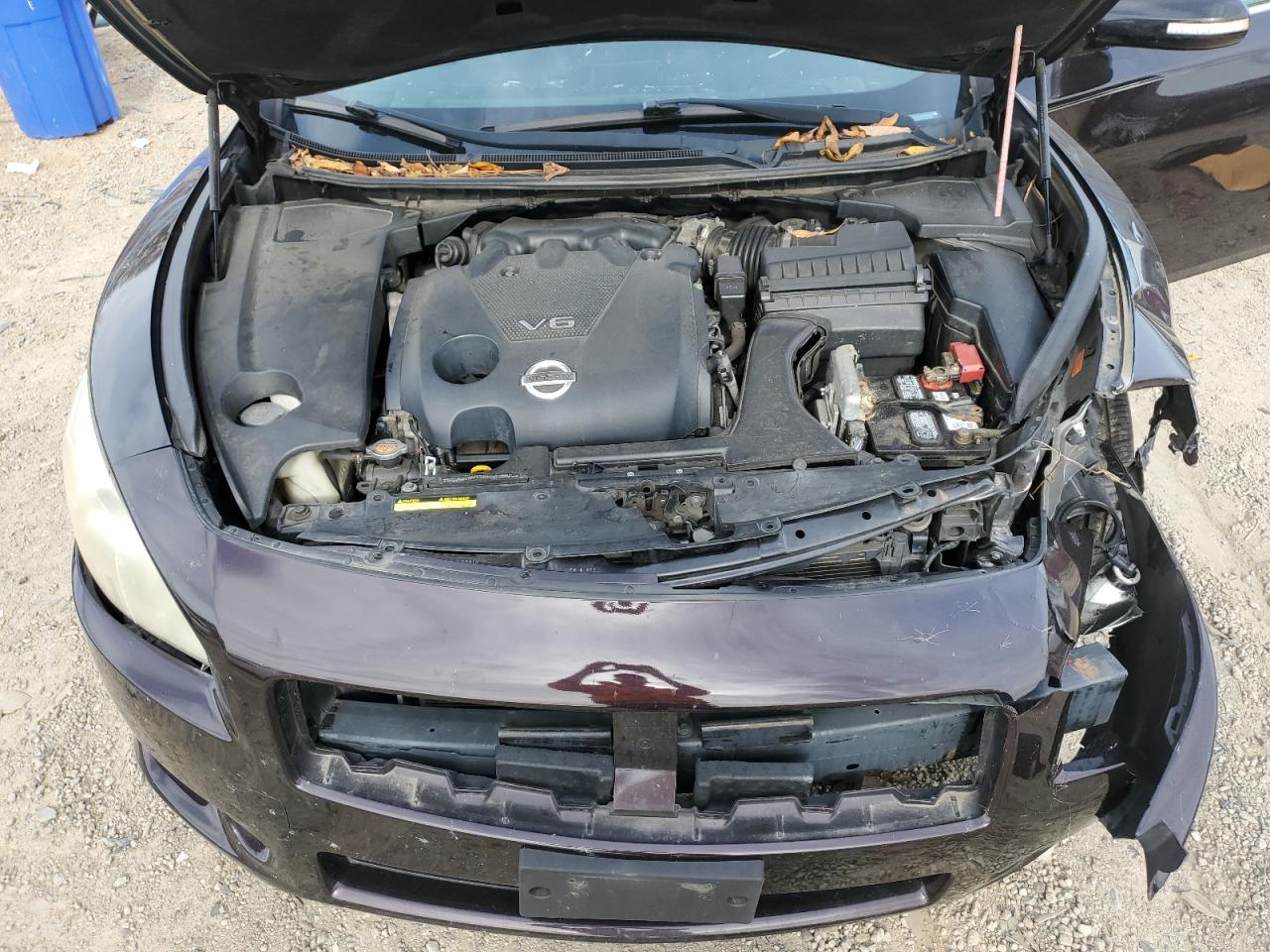 2012 NISSAN Maxima