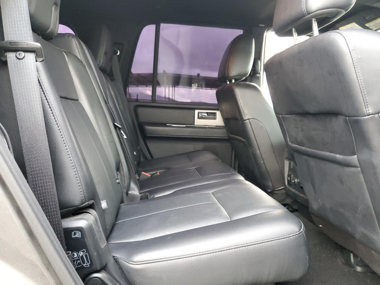 2017 FORD Expedition
