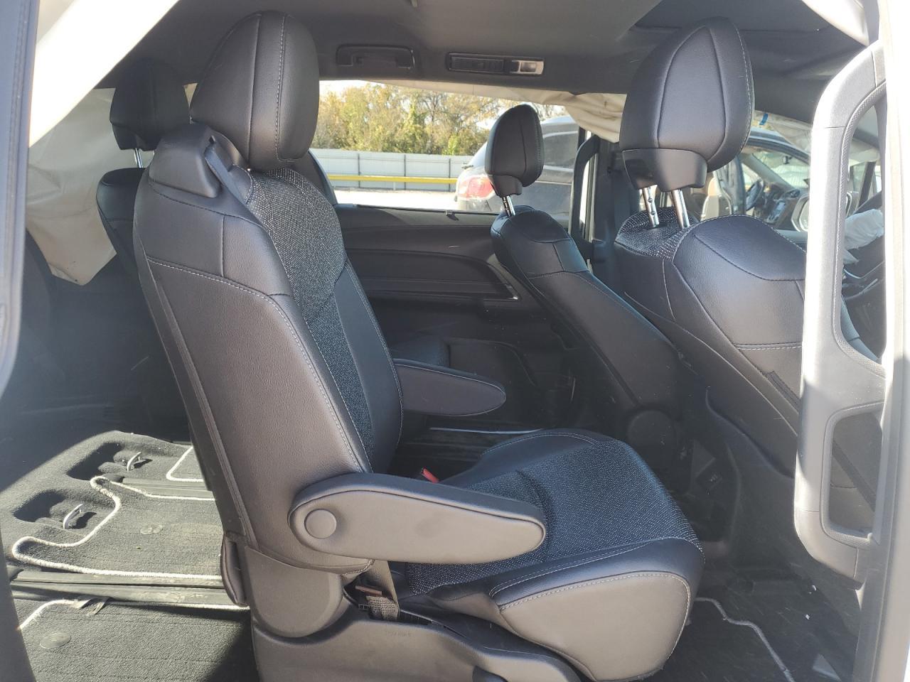 2023 TOYOTA SIENNA