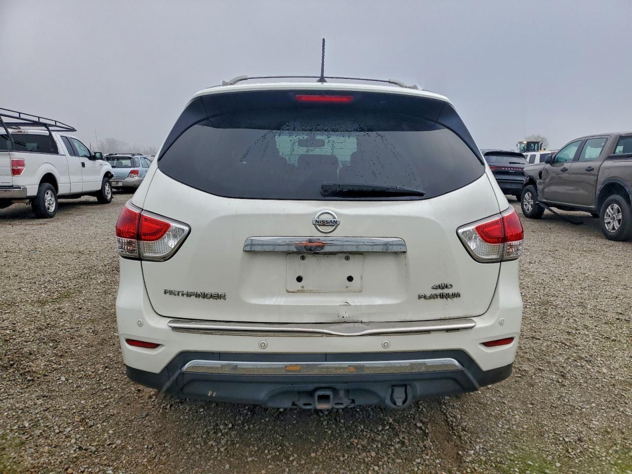 2016 NISSAN PATHFINDER