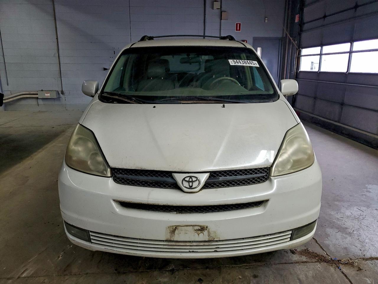 2005 TOYOTA SIENNA