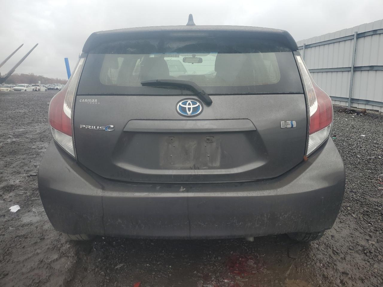 2015 TOYOTA Prius c