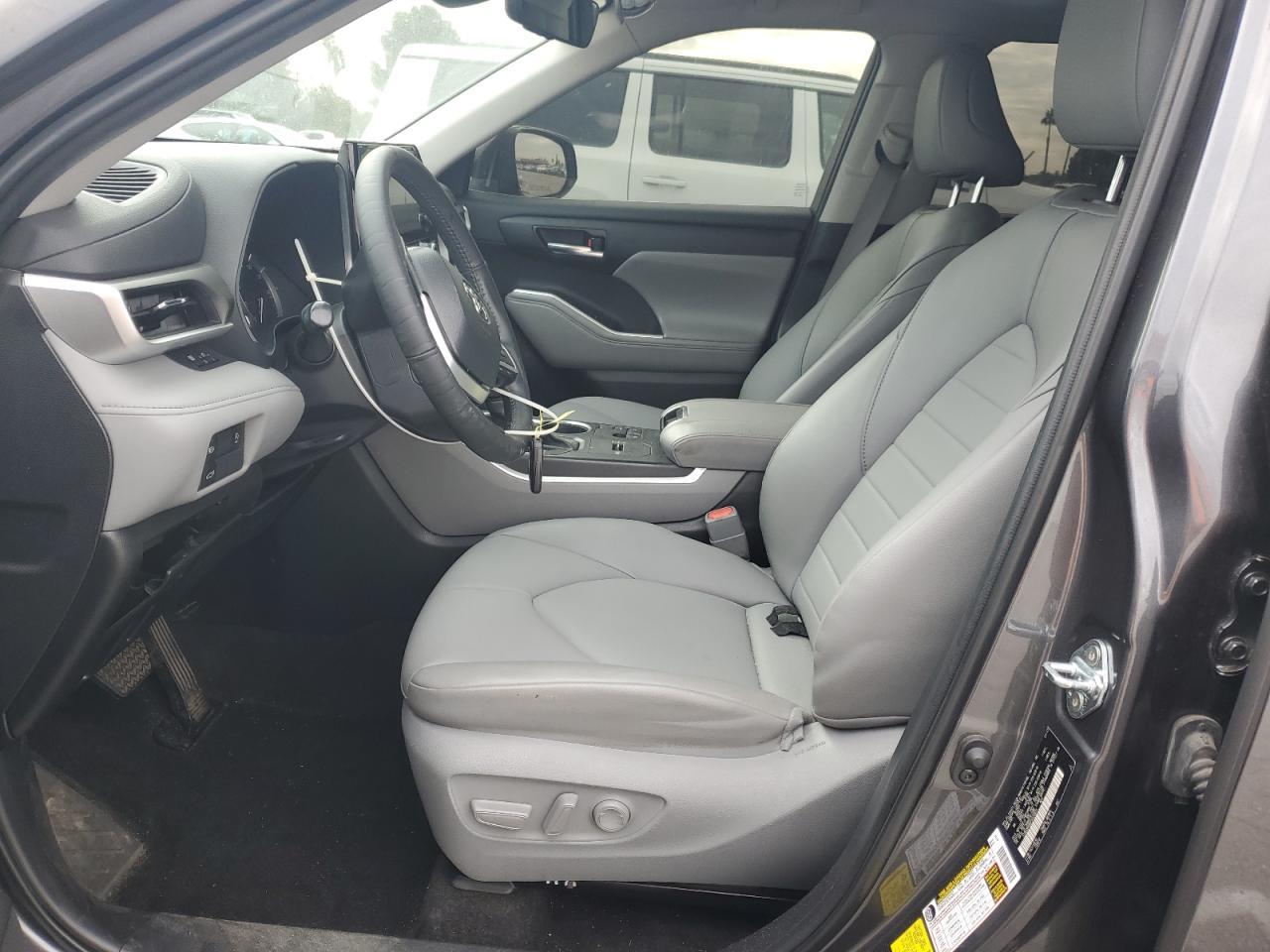 2023 TOYOTA HIGHLANDER