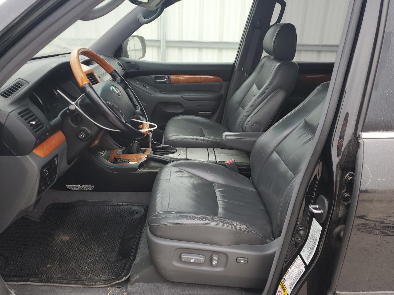 2004 LEXUS Gx 470