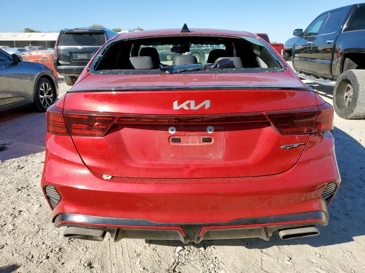 2023 KIA FORTE