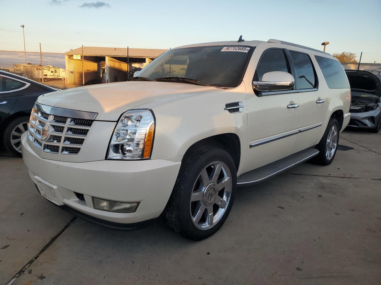 2011 CADILLAC Escalade ESV