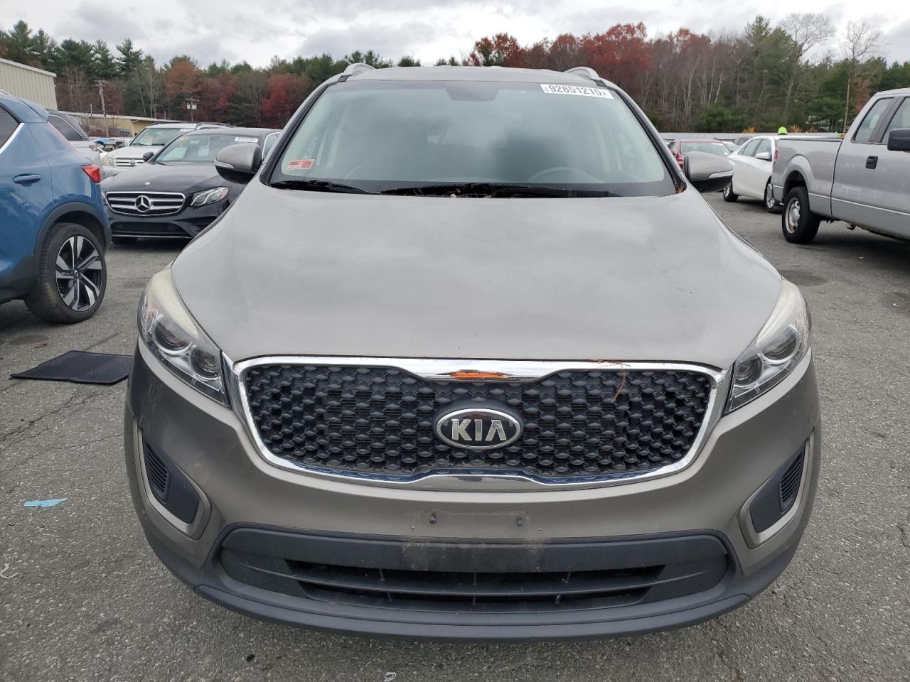 2016 KIA SORENTO