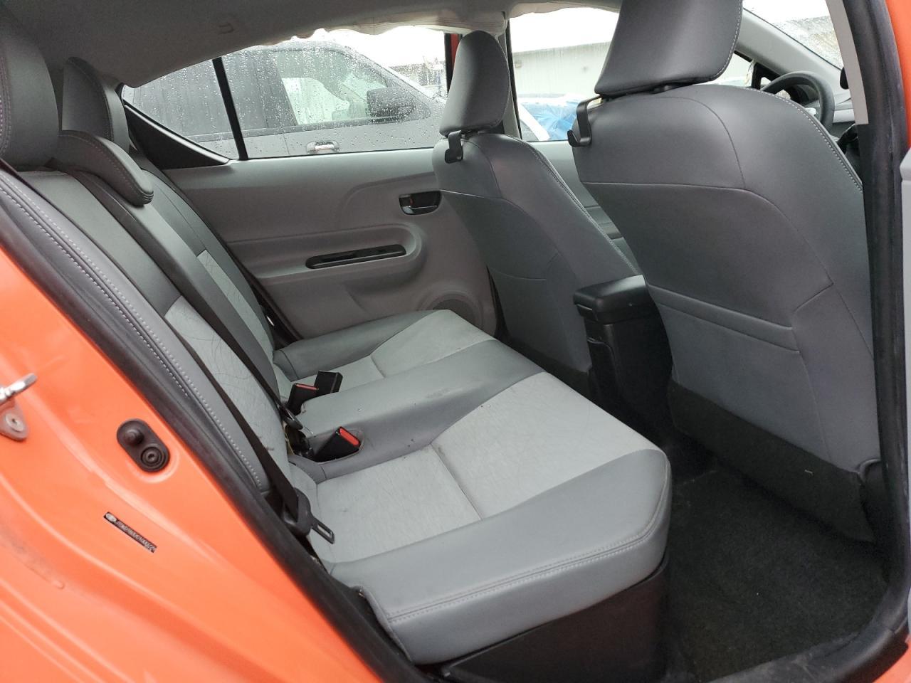 2012 TOYOTA Prius c