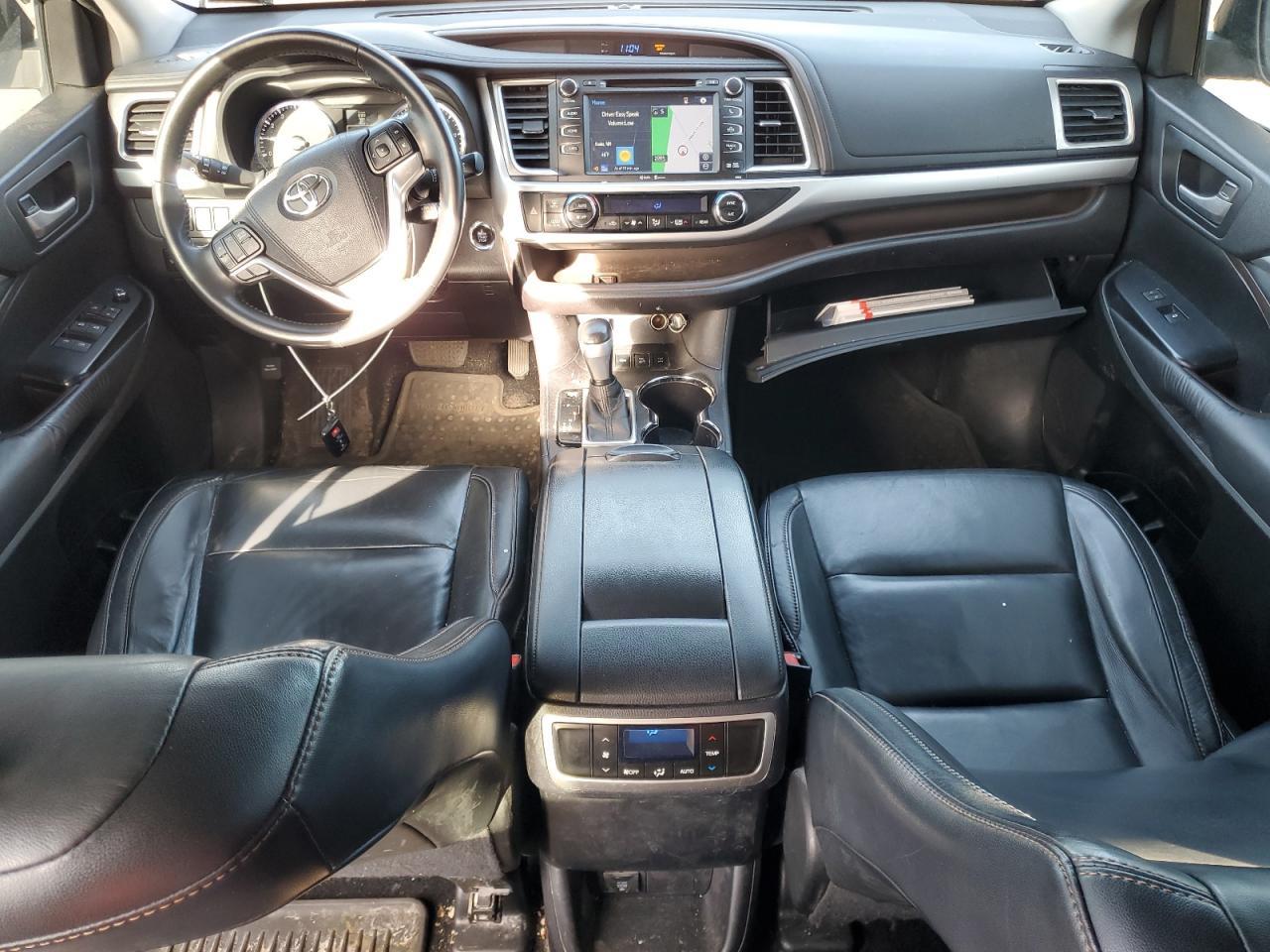 2015 TOYOTA HIGHLANDER