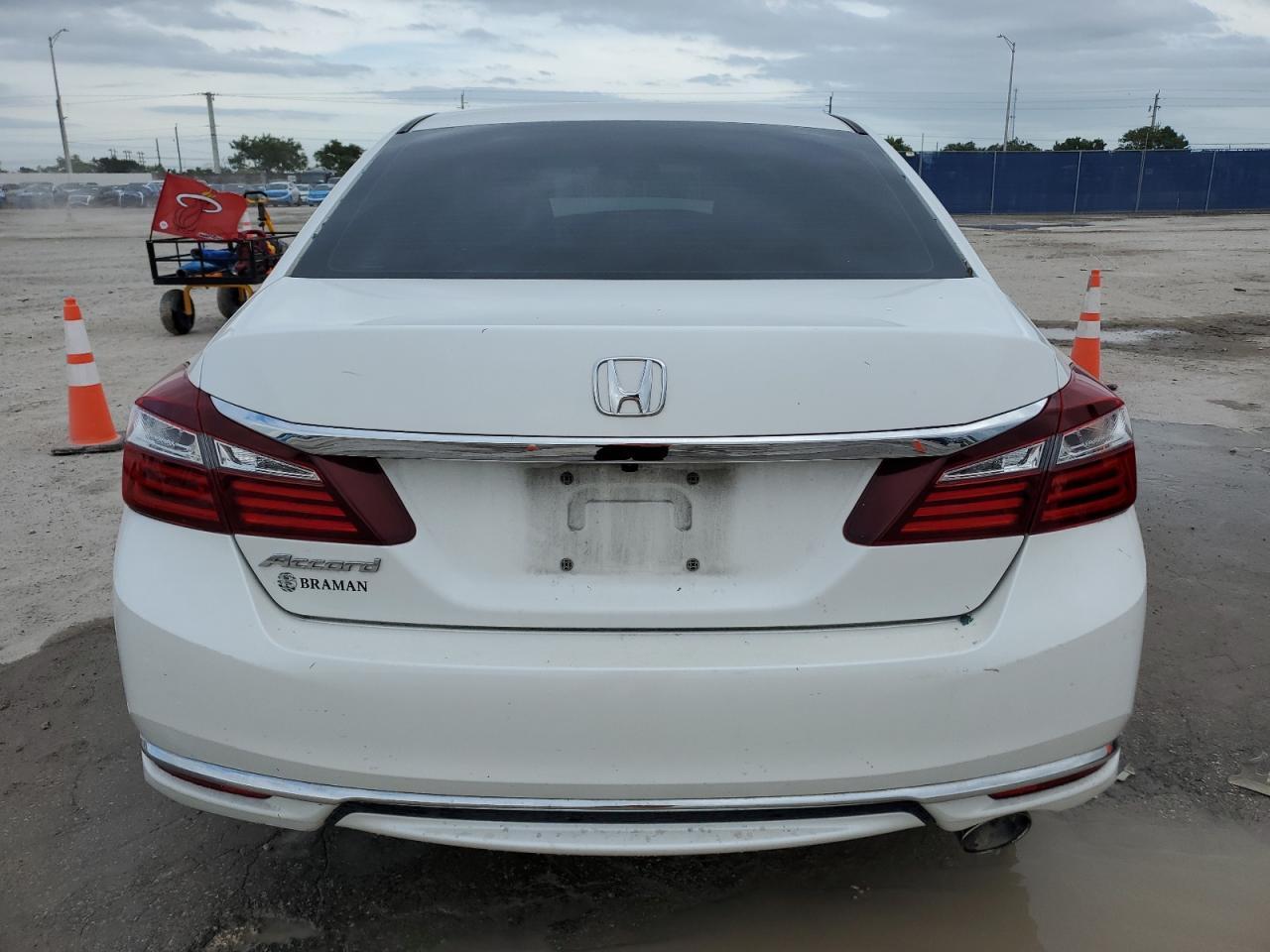 2016 HONDA ACCORD