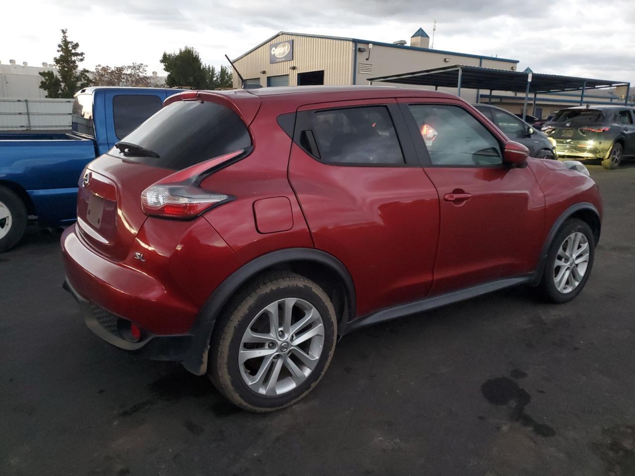 2015 NISSAN Juke